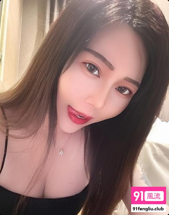 乌市蜜桃臀尤物